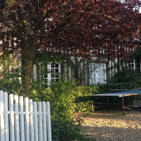 Casa de Férias Rouge Pivoine, Du Manoir De La Porte Les Authieux-sur-Calonne
